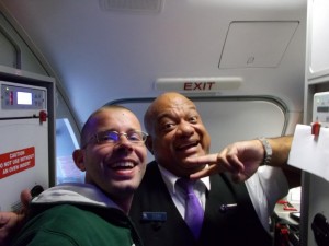 Mit Steward Eddy im Flugzeug